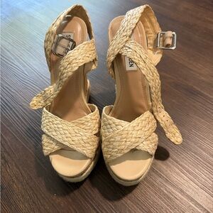 Steve Madden Women's Cream Woven Wedges